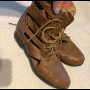 Women’s Fashion Boots